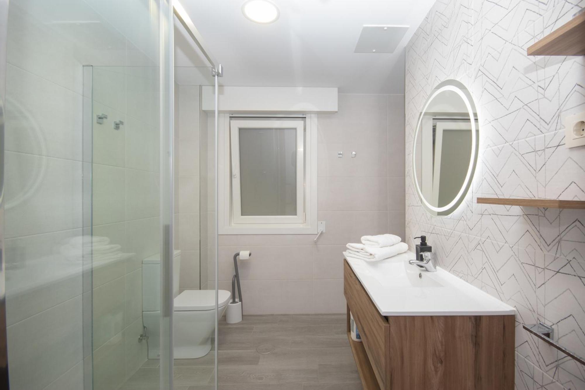Ag Apartamento Nordes Malpica Primera Linea Playa エクステリア 写真