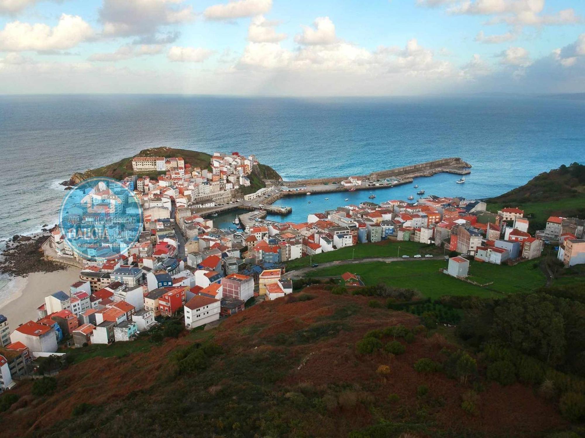 Ag Apartamento Nordes Malpica Primera Linea Playa エクステリア 写真