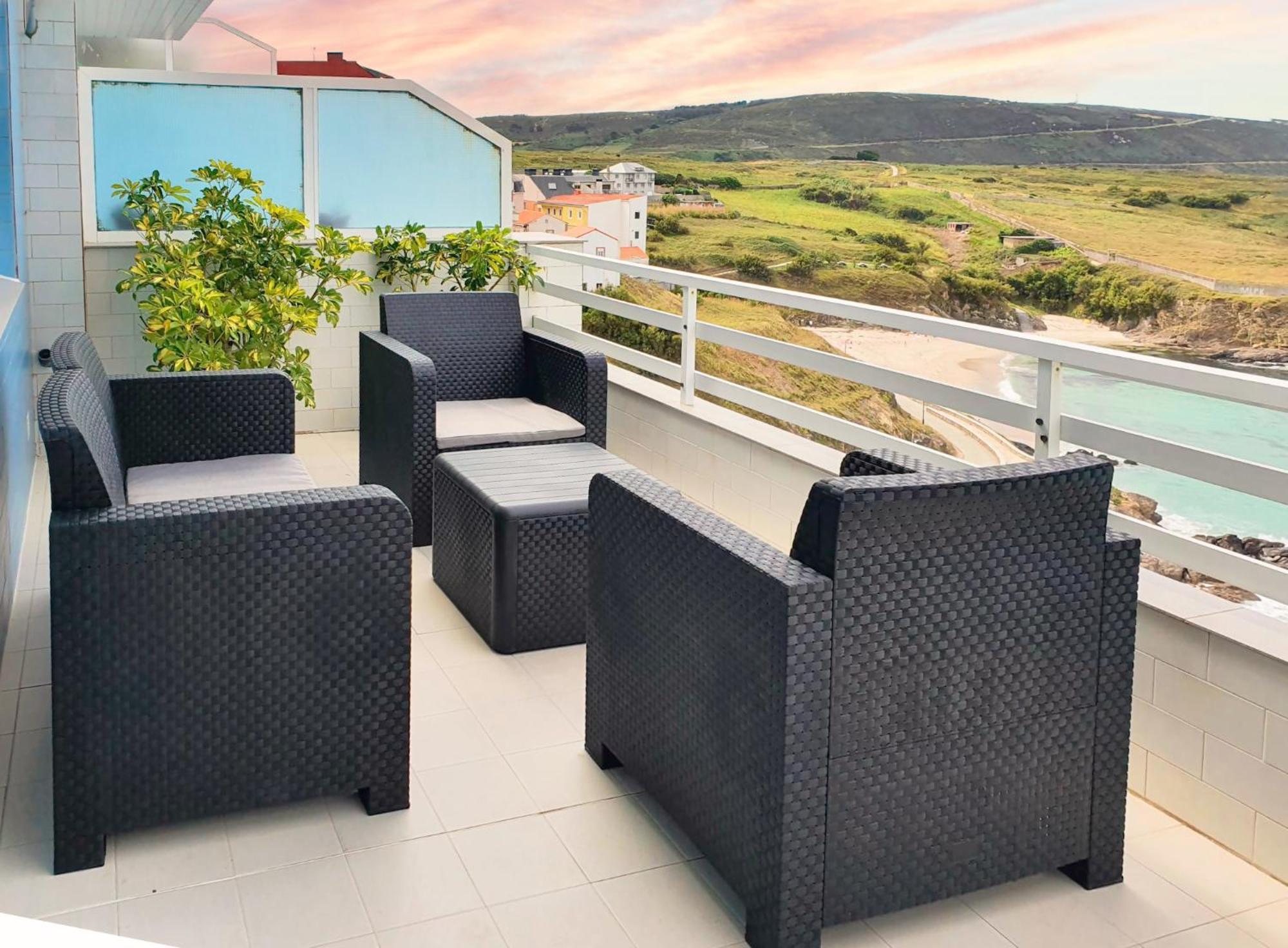 Ag Apartamento Nordes Malpica Primera Linea Playa エクステリア 写真