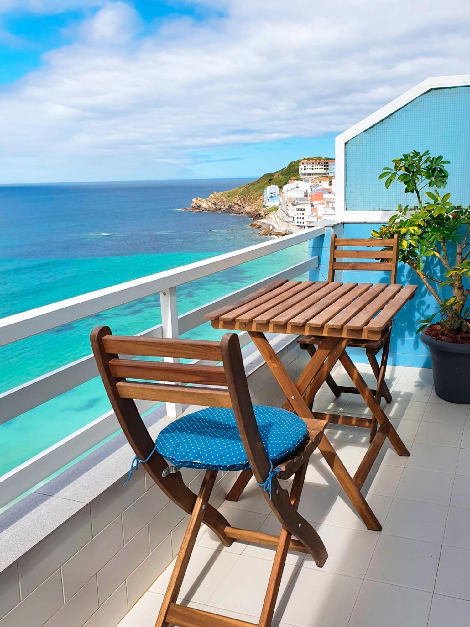 Ag Apartamento Nordes Malpica Primera Linea Playa エクステリア 写真